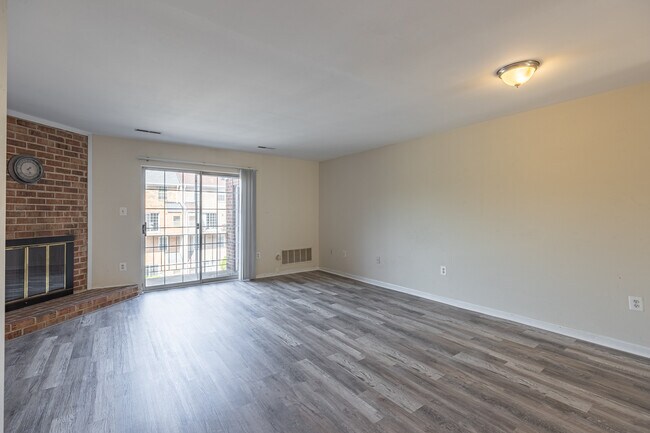 Building Photo - 929 S Rolfe St