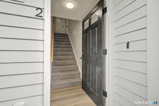 Building Photo - 15 Linden Pl