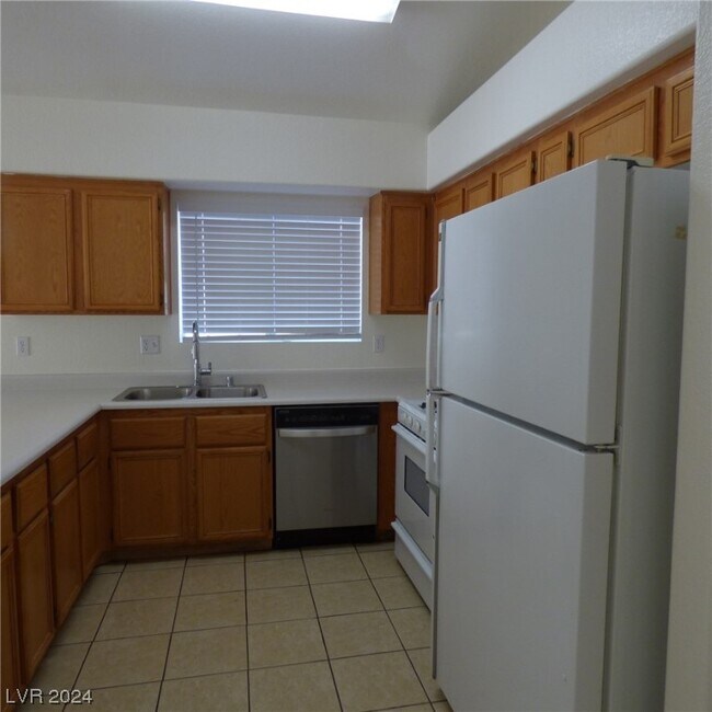 Foto del edificio - 3931 McGregor Way