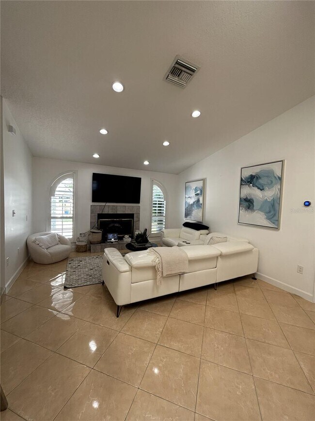 Foto del edificio - 1110 Craig Ct