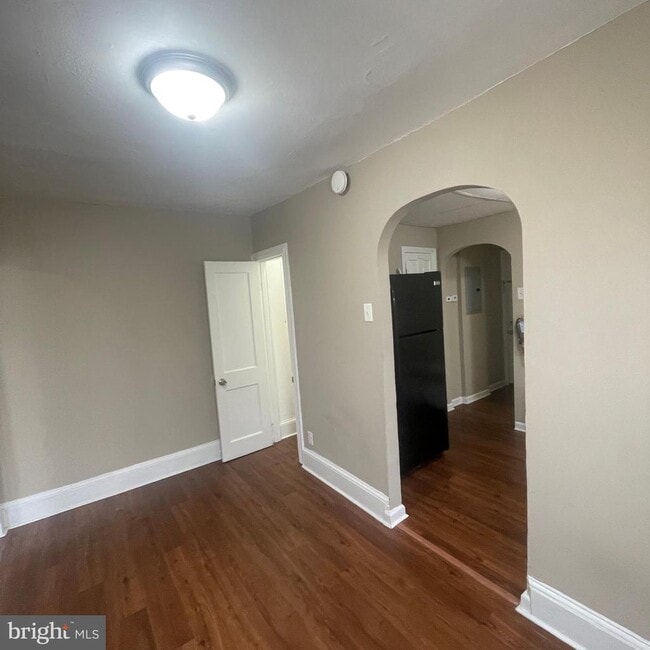 Foto del edificio - 4971 Kershaw St