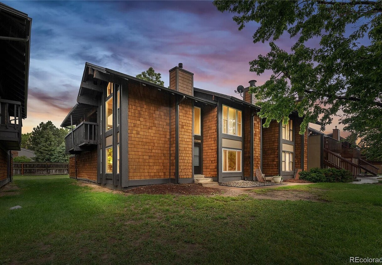 Photo - 1347 Crystal Way