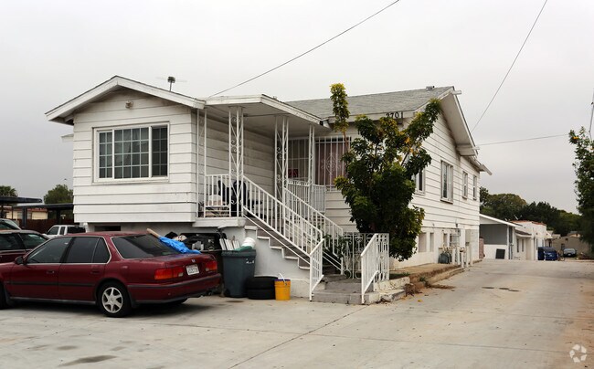 Building Photo - 2701 Highland Ave
