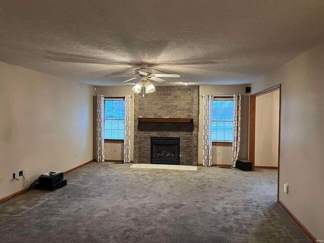 Building Photo - 6655 Oak View Ct