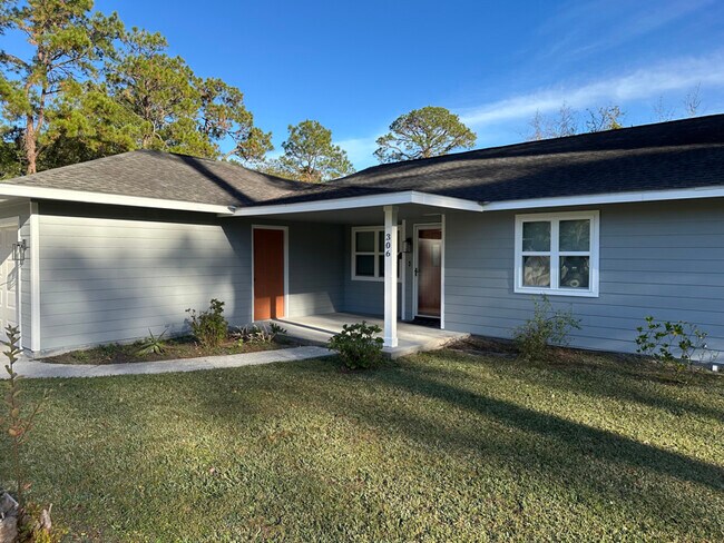 Foto del edificio - 306 Fawn Cir