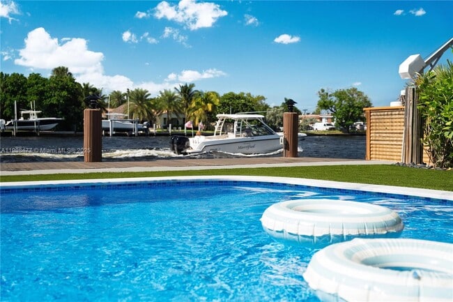 Foto del edificio - 309 S Riverside Dr