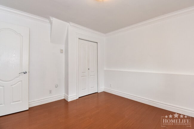 Building Photo - 2 - Bed + 1 - Bath Basement Suite for Rent...
