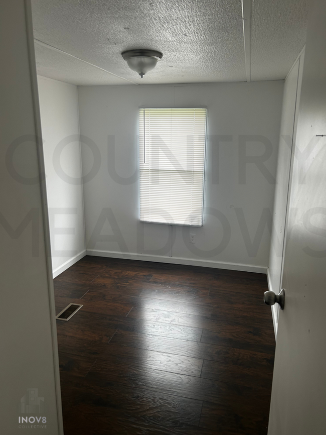 Foto del edificio - 2 bed 2 bath mobile home