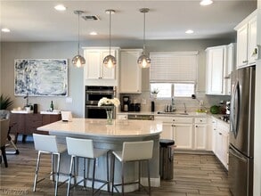 Building Photo - 67 Berneri Dr