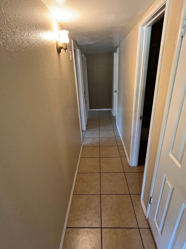 Building Photo - Coming Soon!!! 3-Bedroom, 2-Bathroom Home for Rent