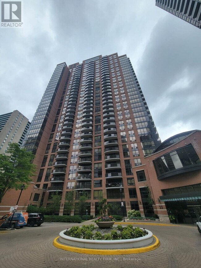 Building Photo - 33 Sheppard Ave E