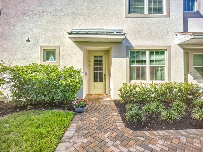 Building Photo - 4664 Arboretum Cir