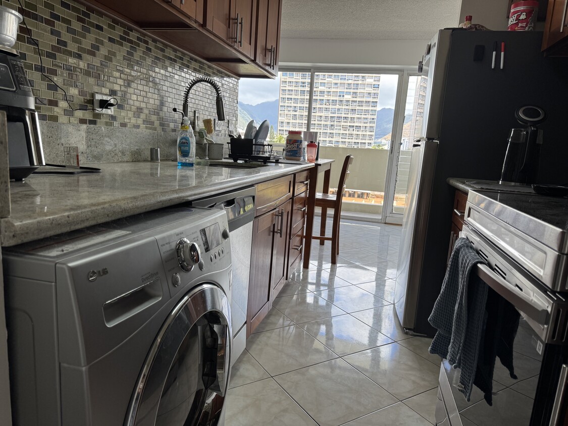 Foto del edificio - 2085 Ala Wai Blvd