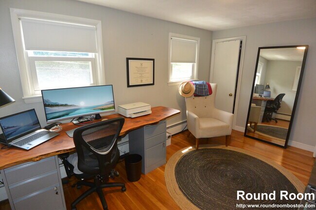 Foto del edificio - 119 Ledgewood Rd