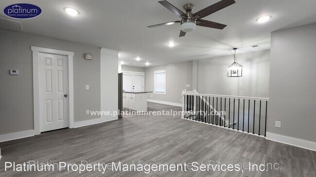 Building Photo - 4 br, 2.5 bath House - 2635 Hatfield Cir Se