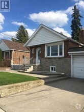 Building Photo - 2791 St Clair Ave E