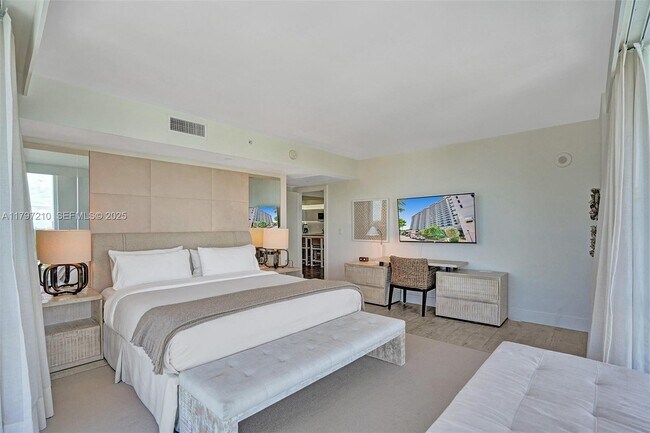 Foto del edificio - 102 NE 24th St