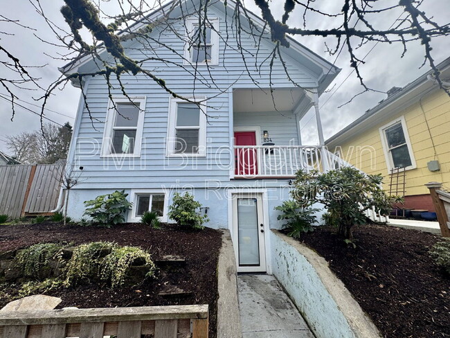 Foto del edificio - 834 NE Shaver St