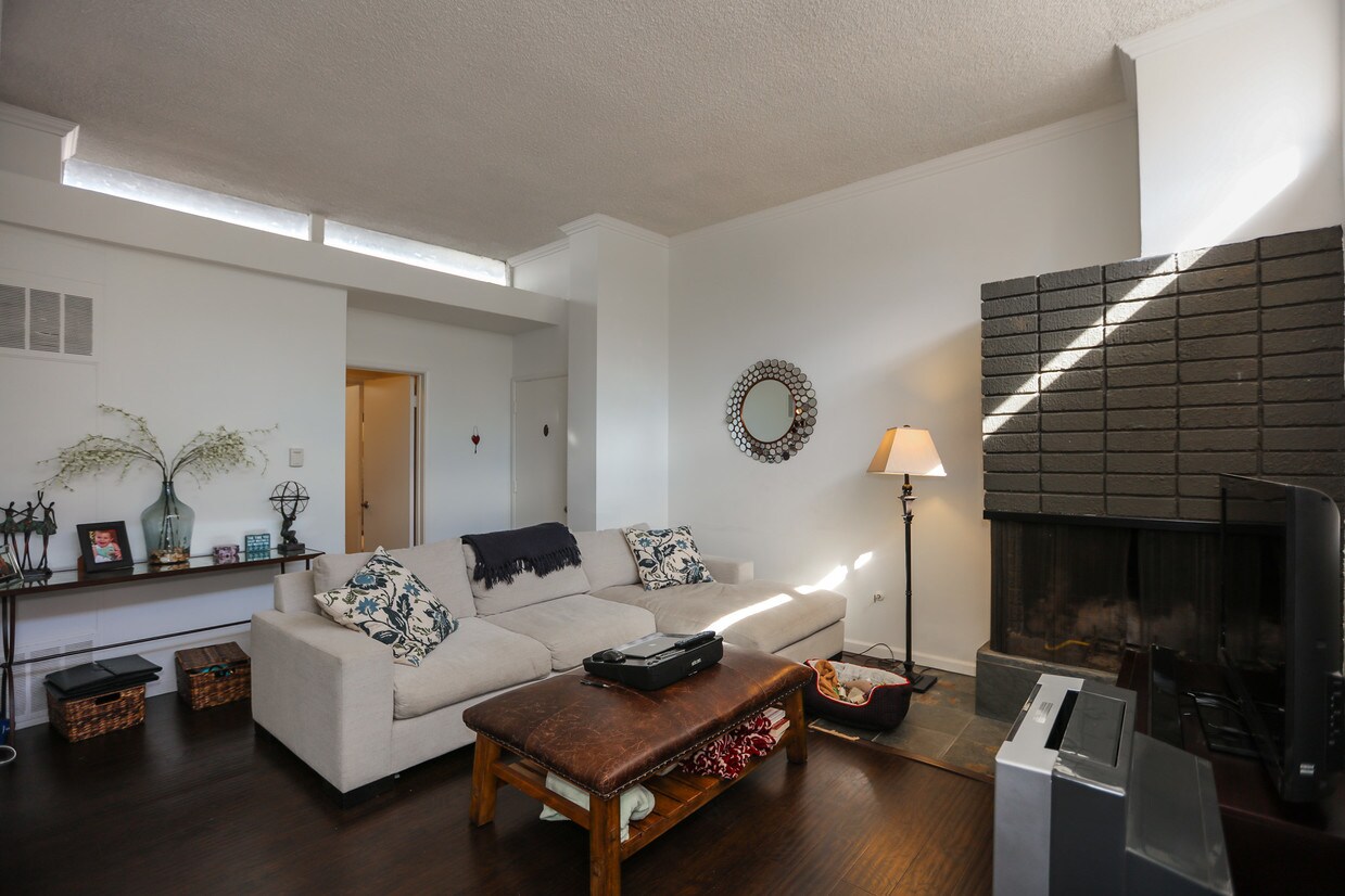 149 Apartments Available for Rent in Brentwood, CA