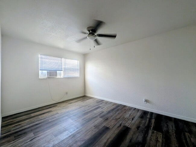 301 Danube ground floor 2 bedroom back corner apartment - Davis Islands Apartments