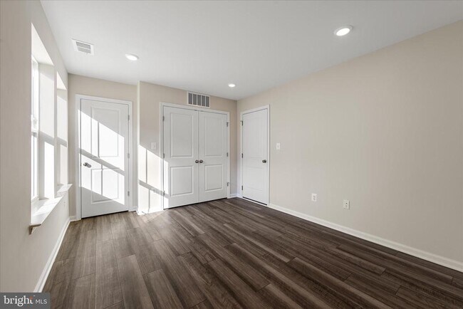 Foto del edificio - 403 18th Ave