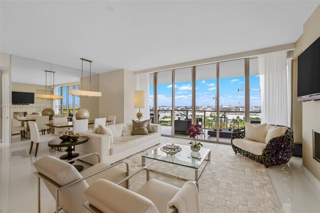 Foto del edificio - 9701 Collins Ave