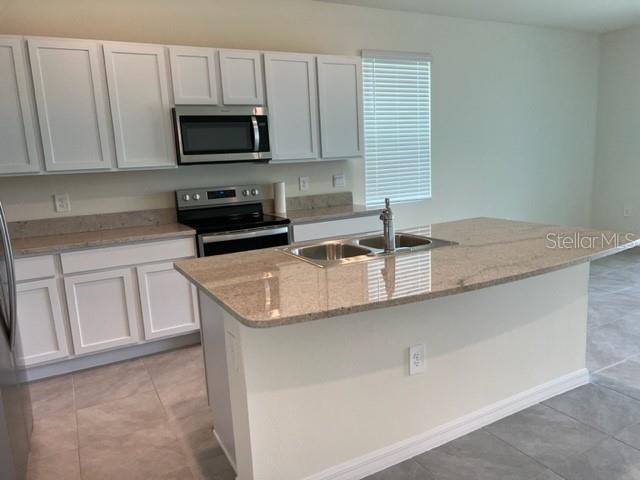 Building Photo - 8813 Milestone Dr