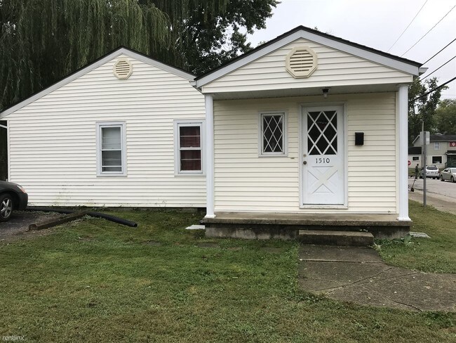 Building Photo - 3 br, 1 bath House - 1510 N Lincoln St