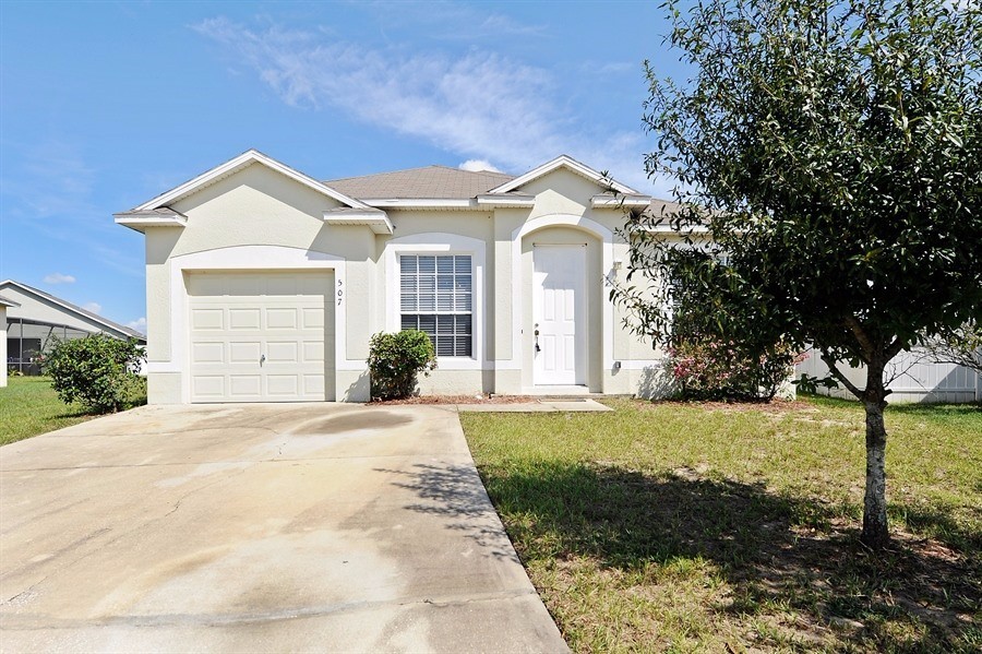 Primary Photo - 507 Madina Cir