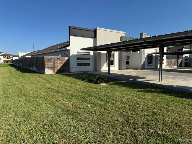 Foto del edificio - 22 S Sports Dr