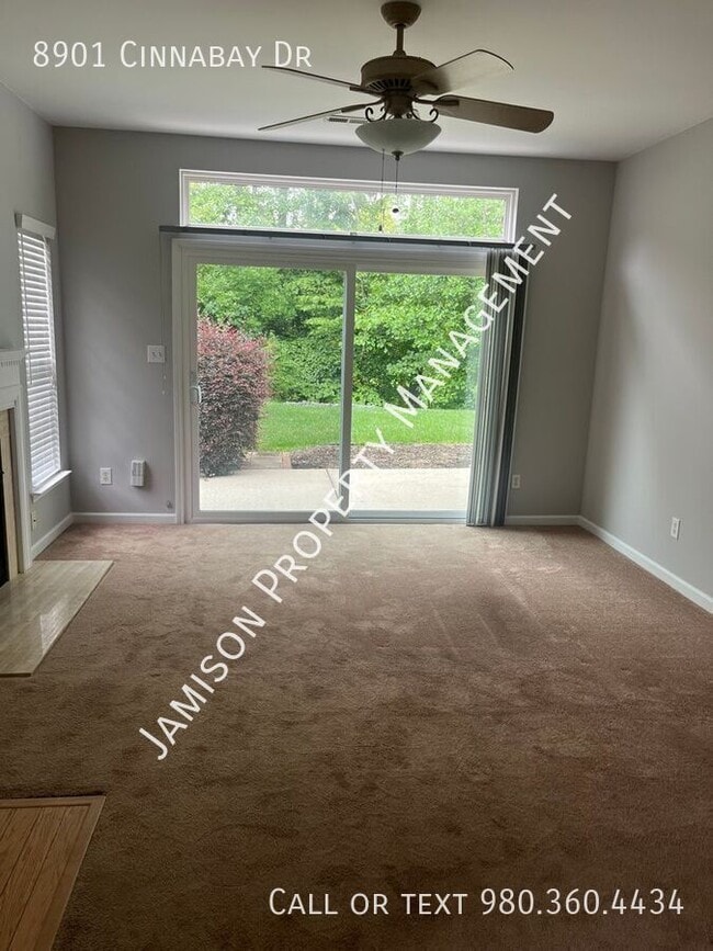 Building Photo - 8901 Cinnabay Dr