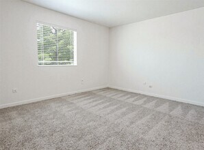 Building Photo - 21155 Gosling Rd