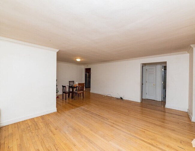 Foto del edificio - 2708 W Lunt Ave