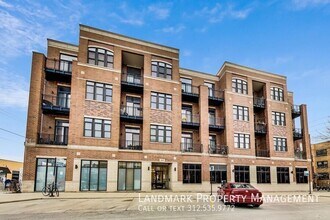 Building Photo - 4755 N Washtenaw Ave