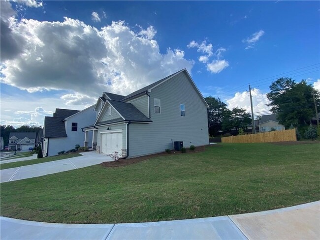 Foto del edificio - 5406 Town Square Way