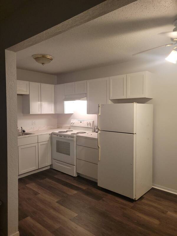 Primary Photo - 1640 Galtier St