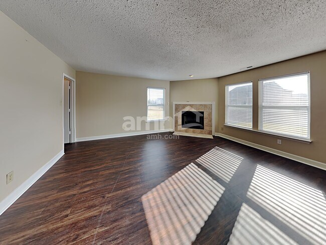 Foto del edificio - 6797 W Raleigh Dr