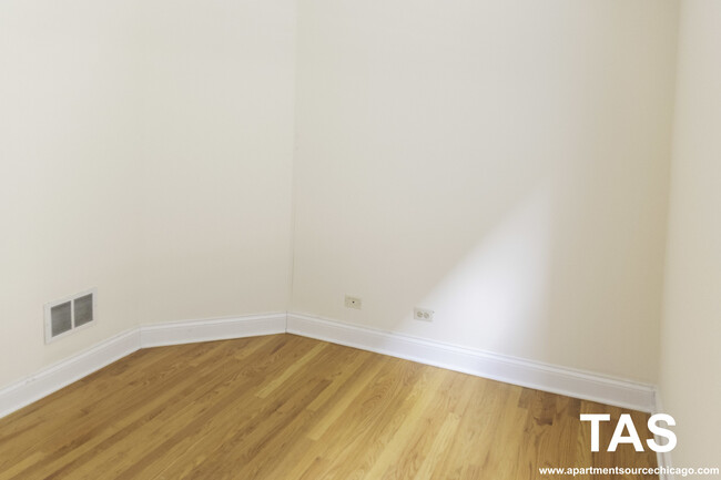 Foto del edificio - 1738 W Altgeld St
