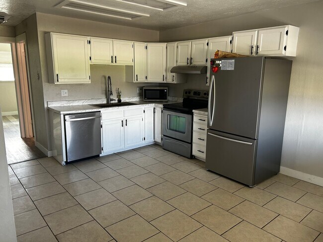 Building Photo - 3679 S 2200 W