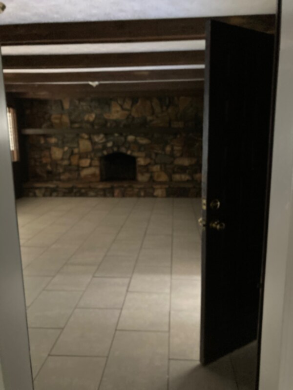Primary Photo - 127 Huff Dr