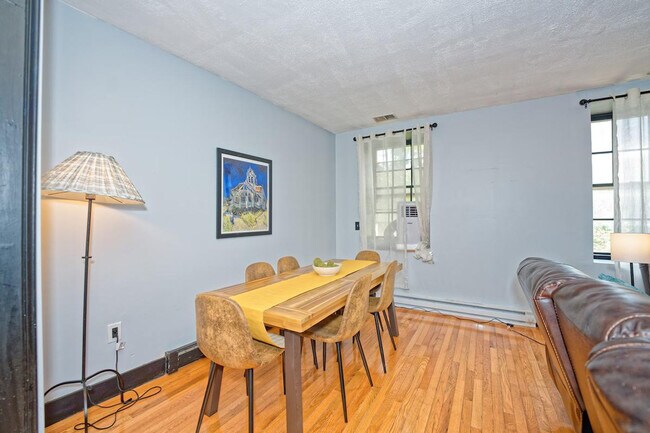 Foto del edificio - 111 Green St