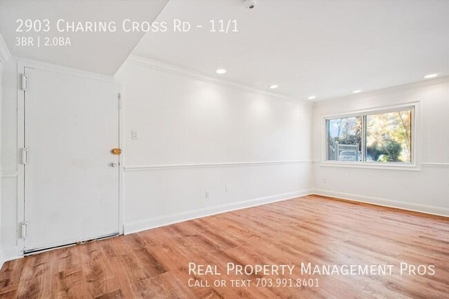 Foto del edificio - 2903 Charing Cross Rd