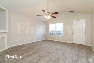 Building Photo - 213 Klinetop Dr
