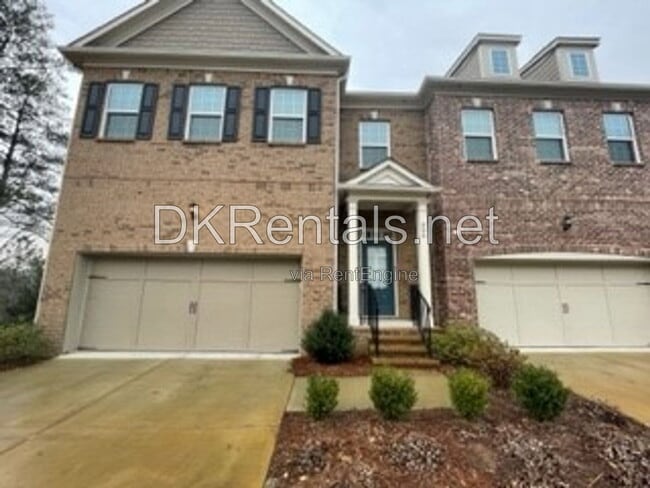 Photo - 944 Hewitt Drive Southeast Townhome