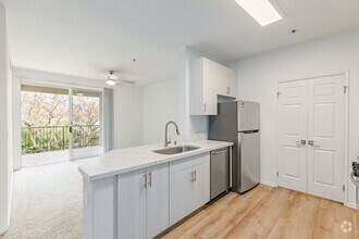 Interior Photo - Casoleil