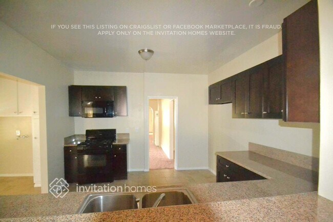 Foto del edificio - 3454 W 76th St