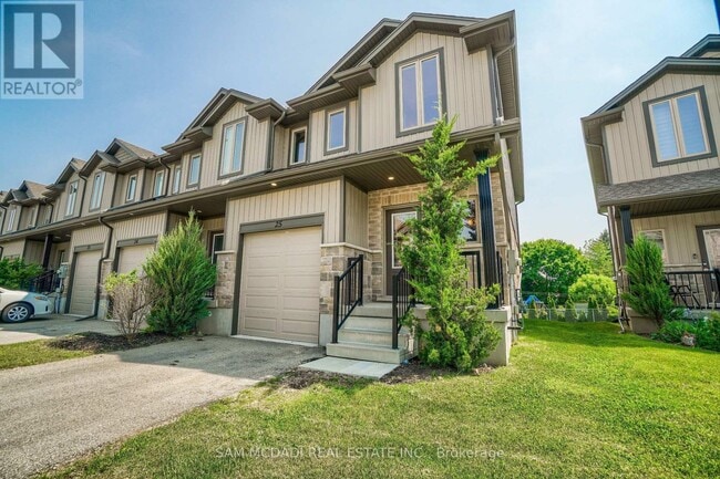 Photo du bâtiment - 1023 Devonshire Ave