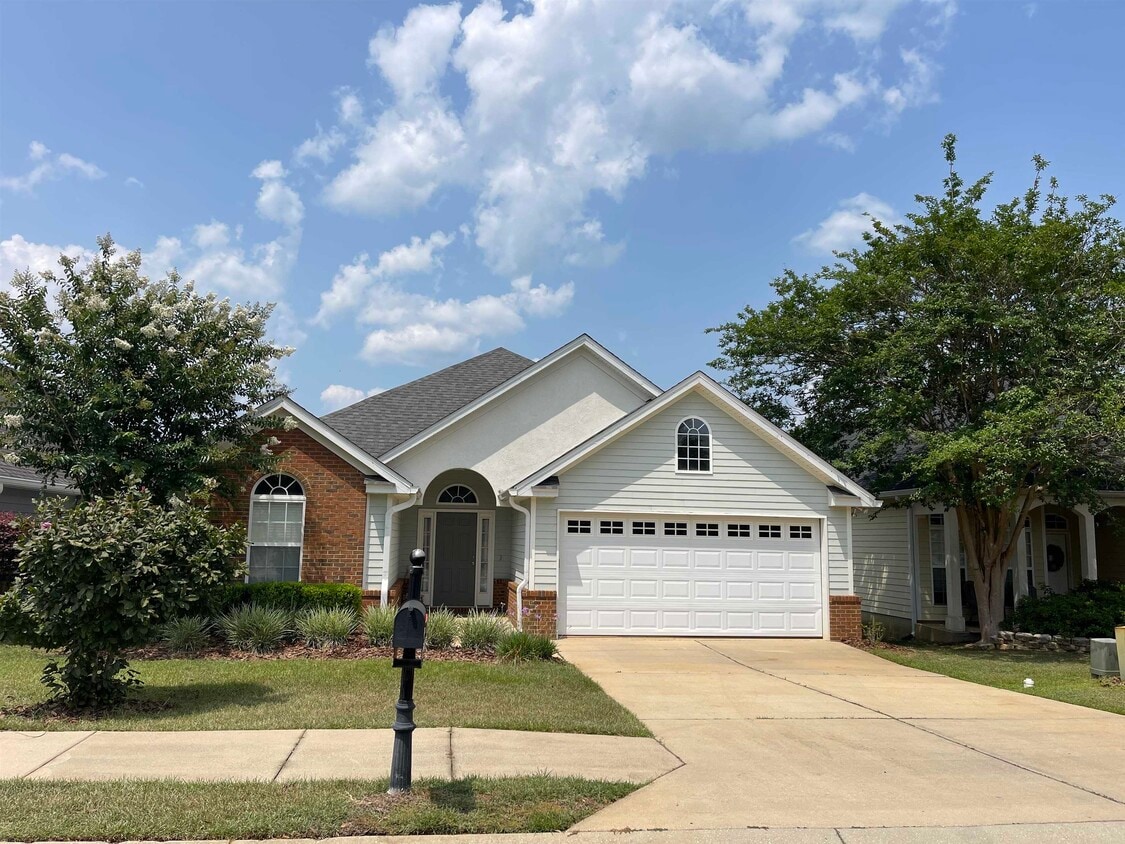 8420 Ivy Brook Ln, Tallahassee, FL 32312 House Rental in Tallahassee