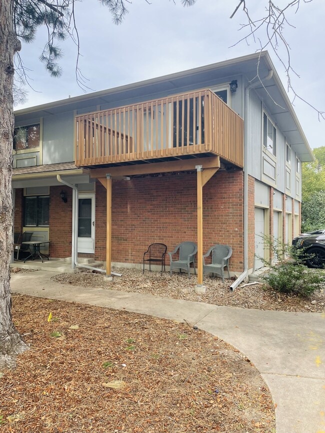 Building Photo - 1024 Oxford Ln