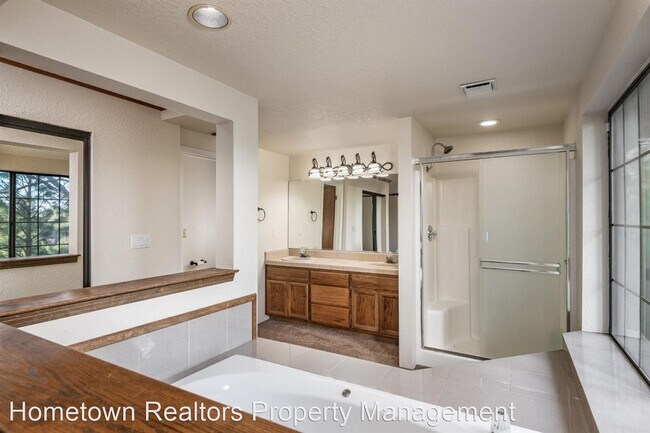 Foto del edificio - 4 br, 3 bath House - 20860 Todd Valley Rd